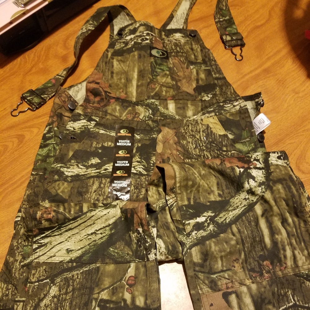 NWOT Youth Walls Overalls  Med 8/10